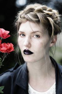 hair & makeup: Chahida Rezgueni, model: Julia / romantic roses and rock attitude