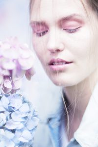hair & makeup: Chahida Rezgueni, model: Julia / natural romantic look in pastel colors, soft blue and pink, cotton candy, pastel colors, soft makeup